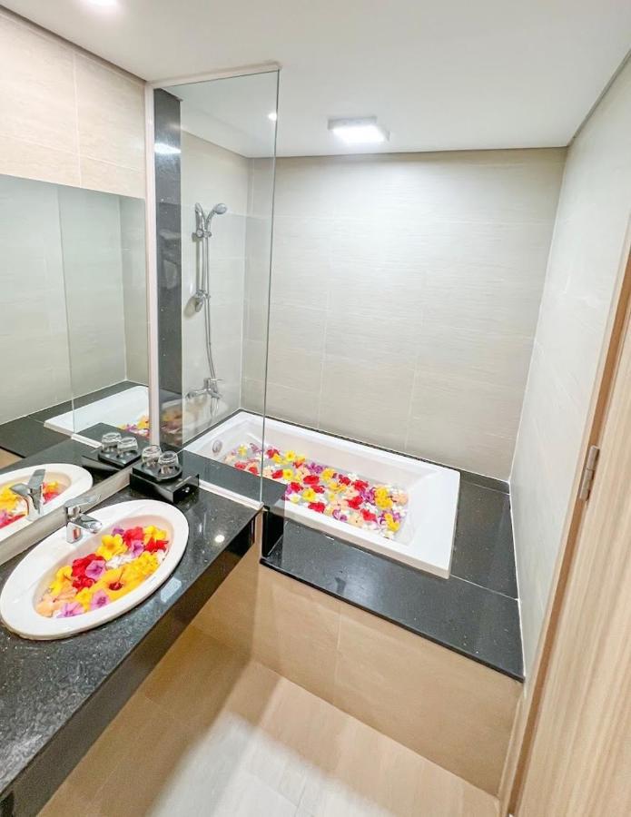 Kaira Boutique Hotel Дуонг-Донг Экстерьер фото
